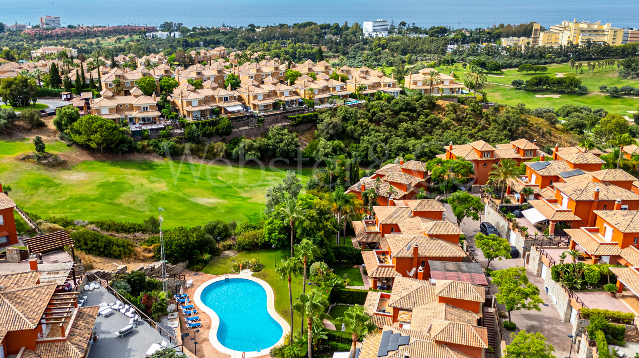 Villa Arancia - Frontline Golf Villa in Santa Clara