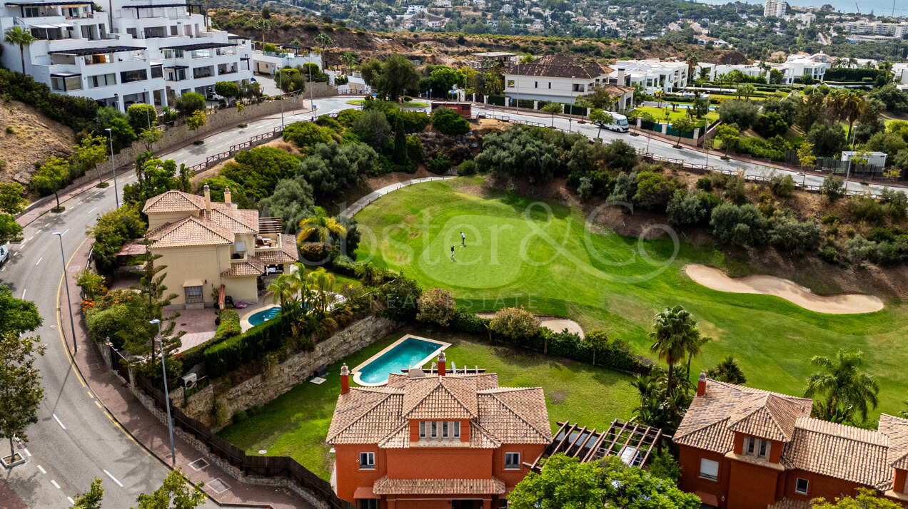 Villa Arancia - Frontline Golf Villa in Santa Clara