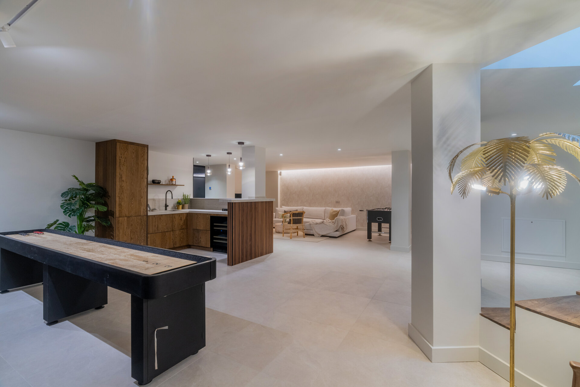 Luxurious 6 bedroom villa sits in the heart of Golf valley