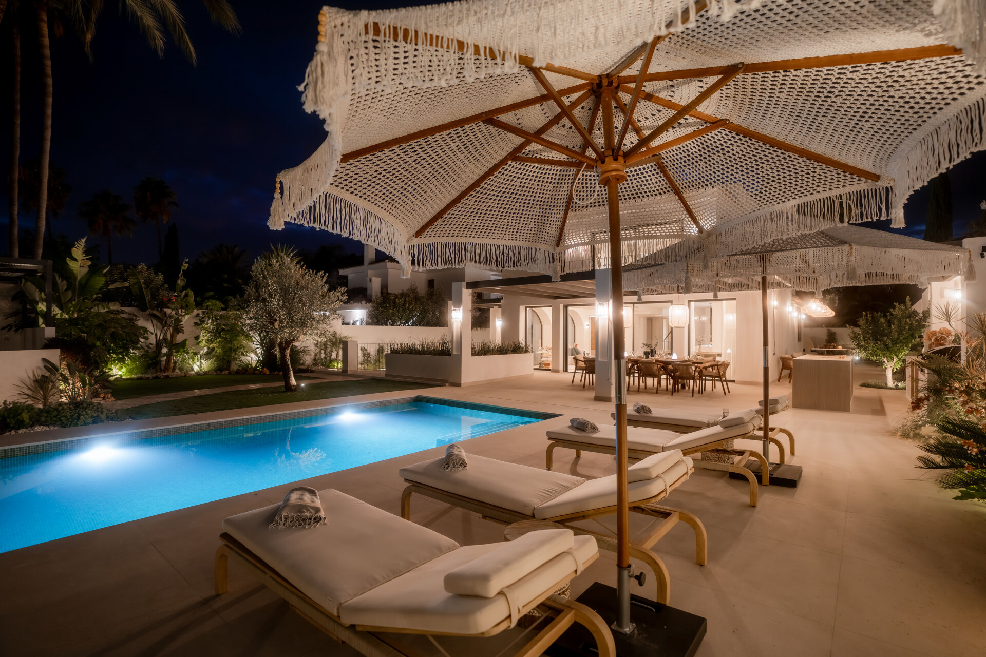 Luxurious 6 bedroom villa sits in the heart of Golf valley
