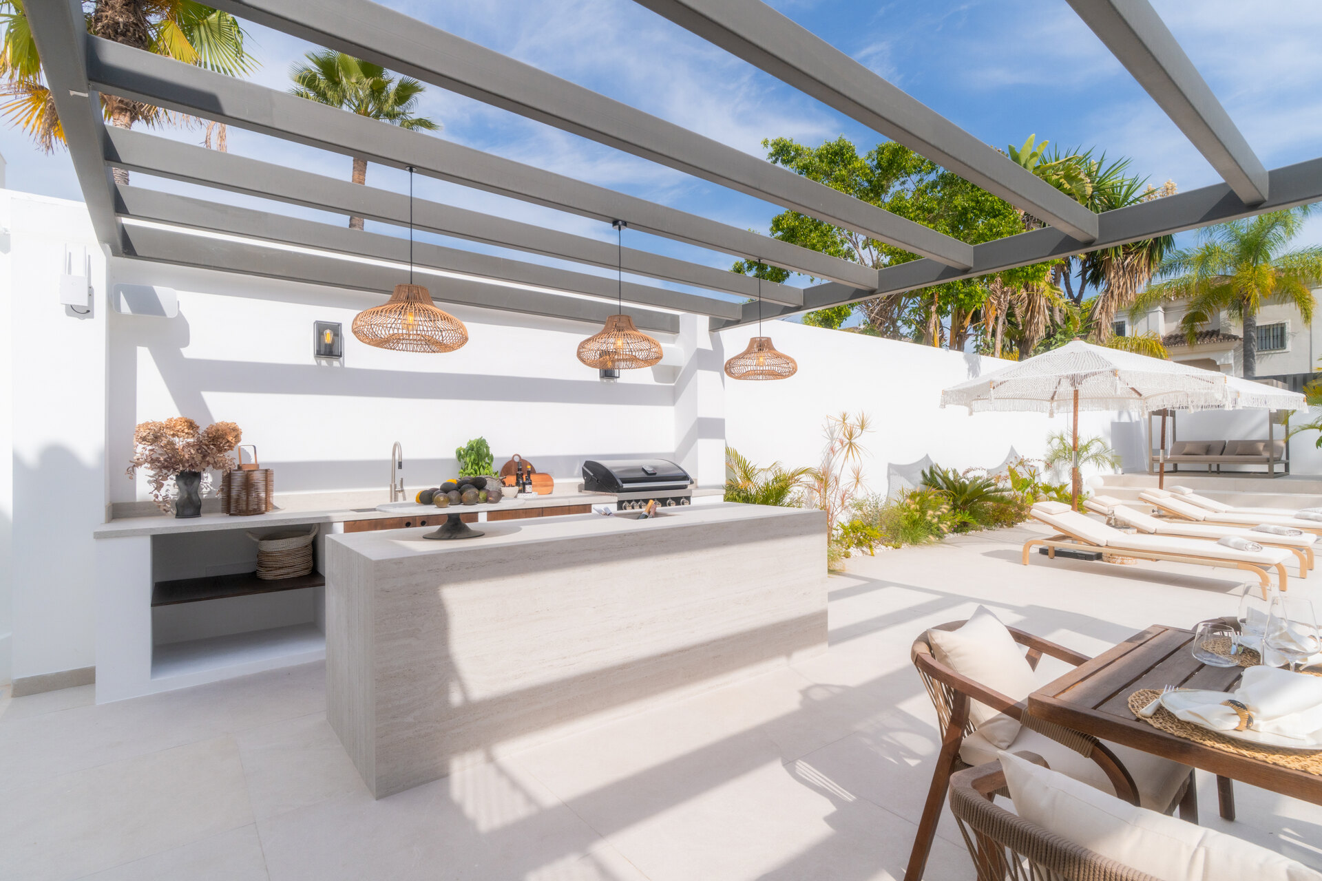 Luxurious 6 bedroom villa sits in the heart of Golf valley