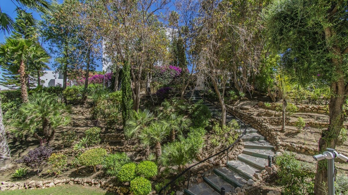 Charm, comfort and convenience in Guadalmina Alta