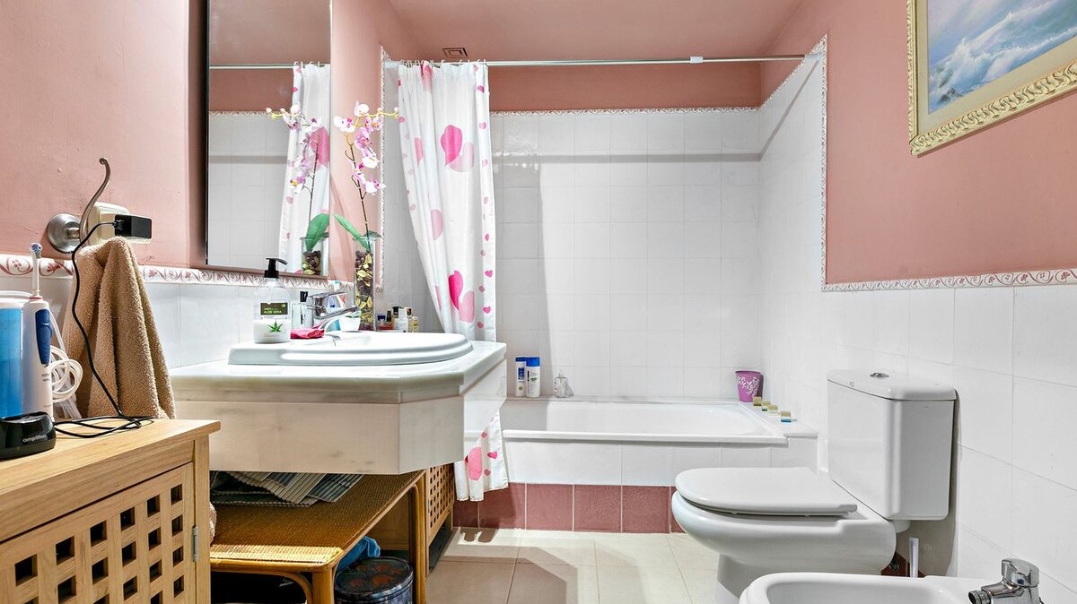 Charm, comfort and convenience in Guadalmina Alta