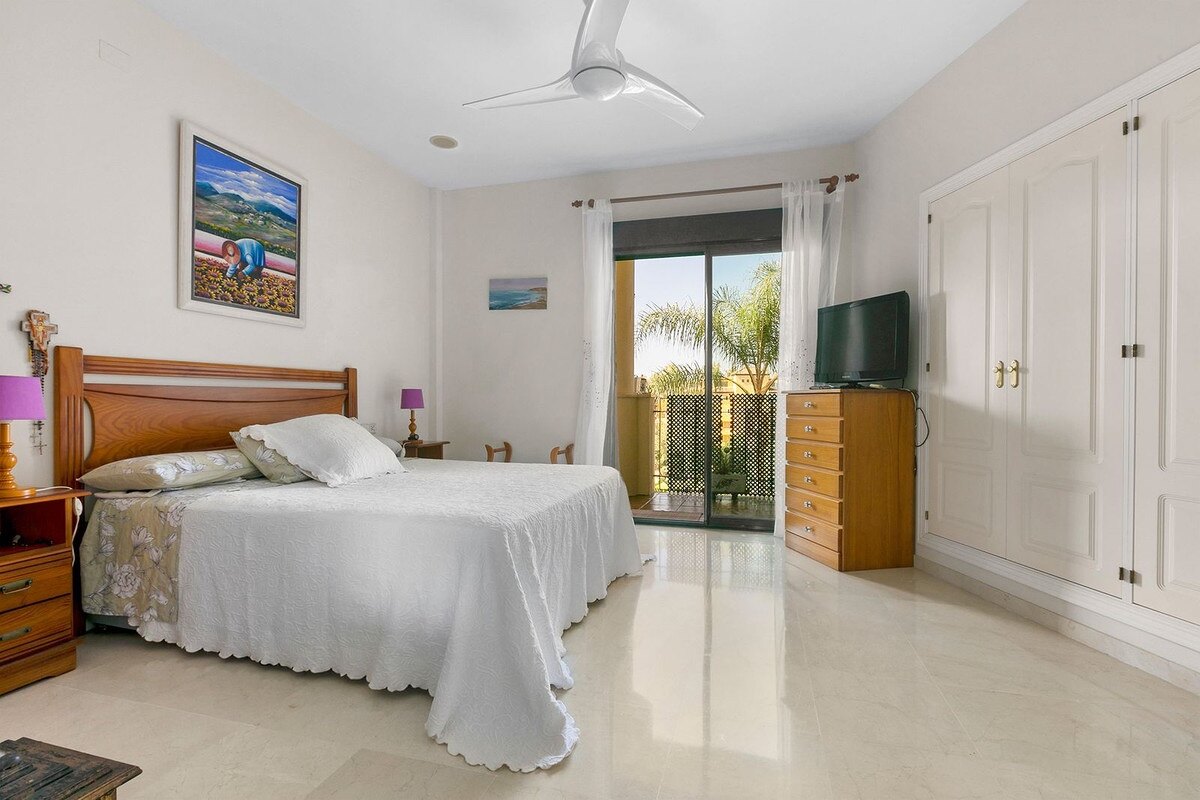 Charm, comfort and convenience in Guadalmina Alta
