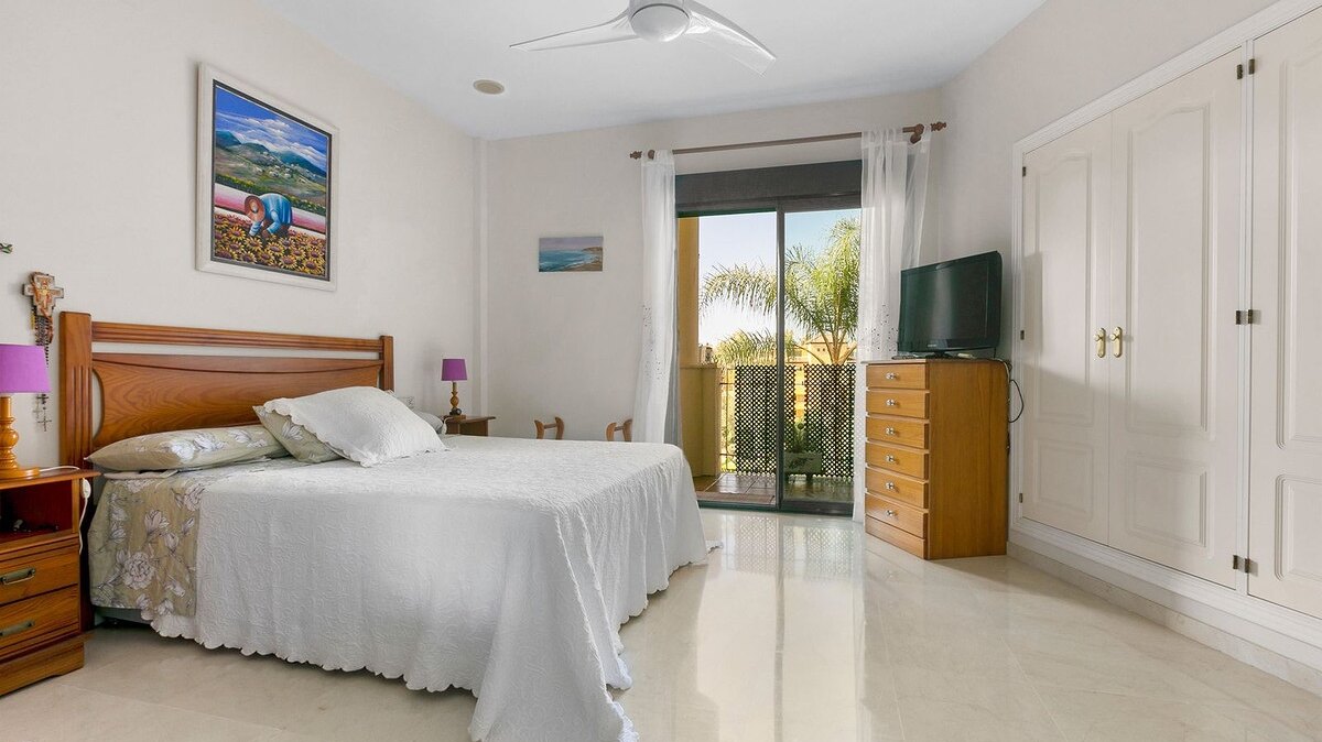 Charm, comfort and convenience in Guadalmina Alta