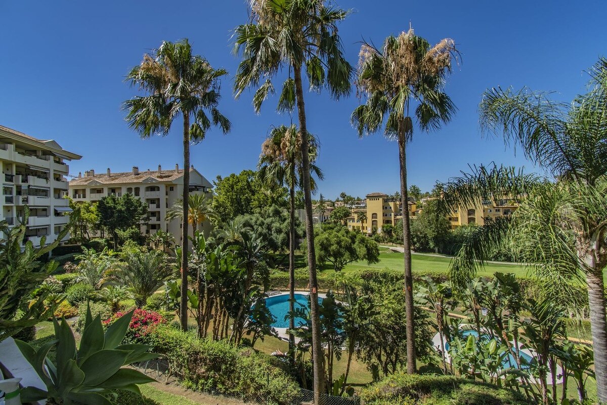 Charm, comfort and convenience in Guadalmina Alta