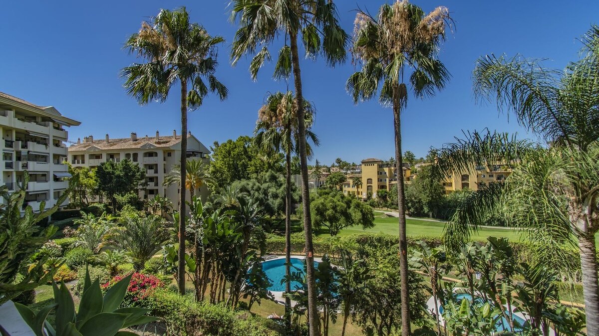 Charm, comfort and convenience in Guadalmina Alta