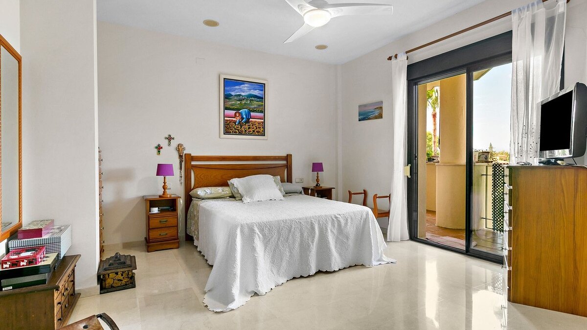 Charm, comfort and convenience in Guadalmina Alta