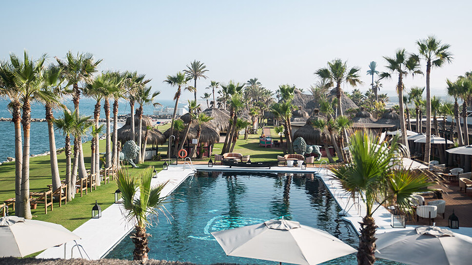 Golf front plot in Sotogrande with 180º sea views