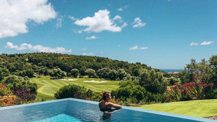 Golf front plot in Sotogrande with 180º sea views