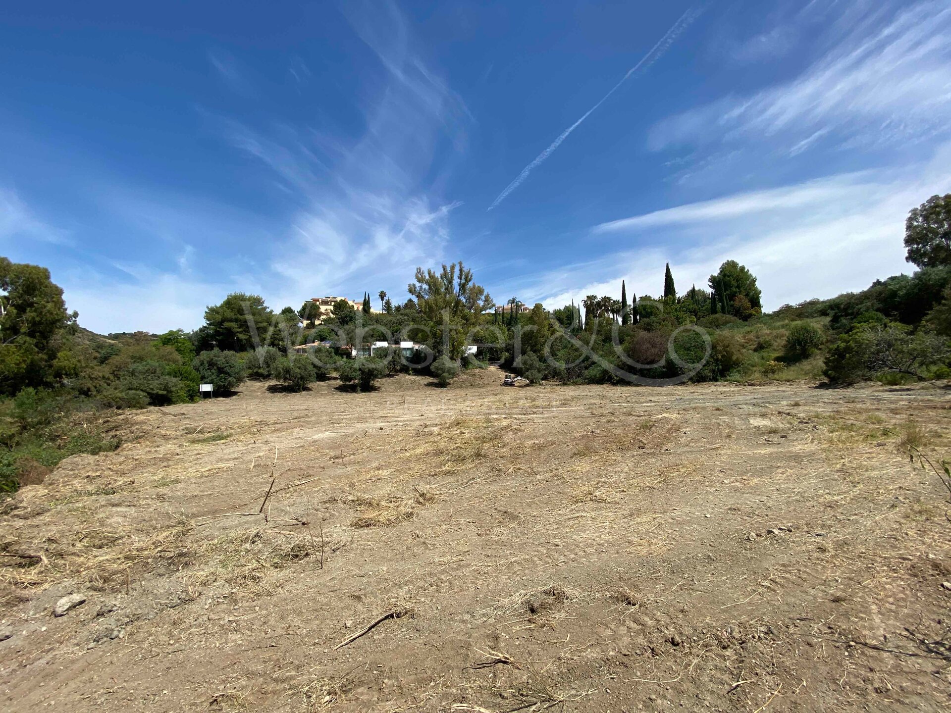 Parcela y Proyecto con Vistas de 180º – La Quinta