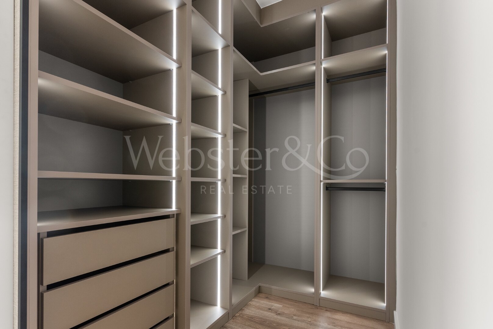 Villa Acqua - Beachside Luxury, The New Golden Mile