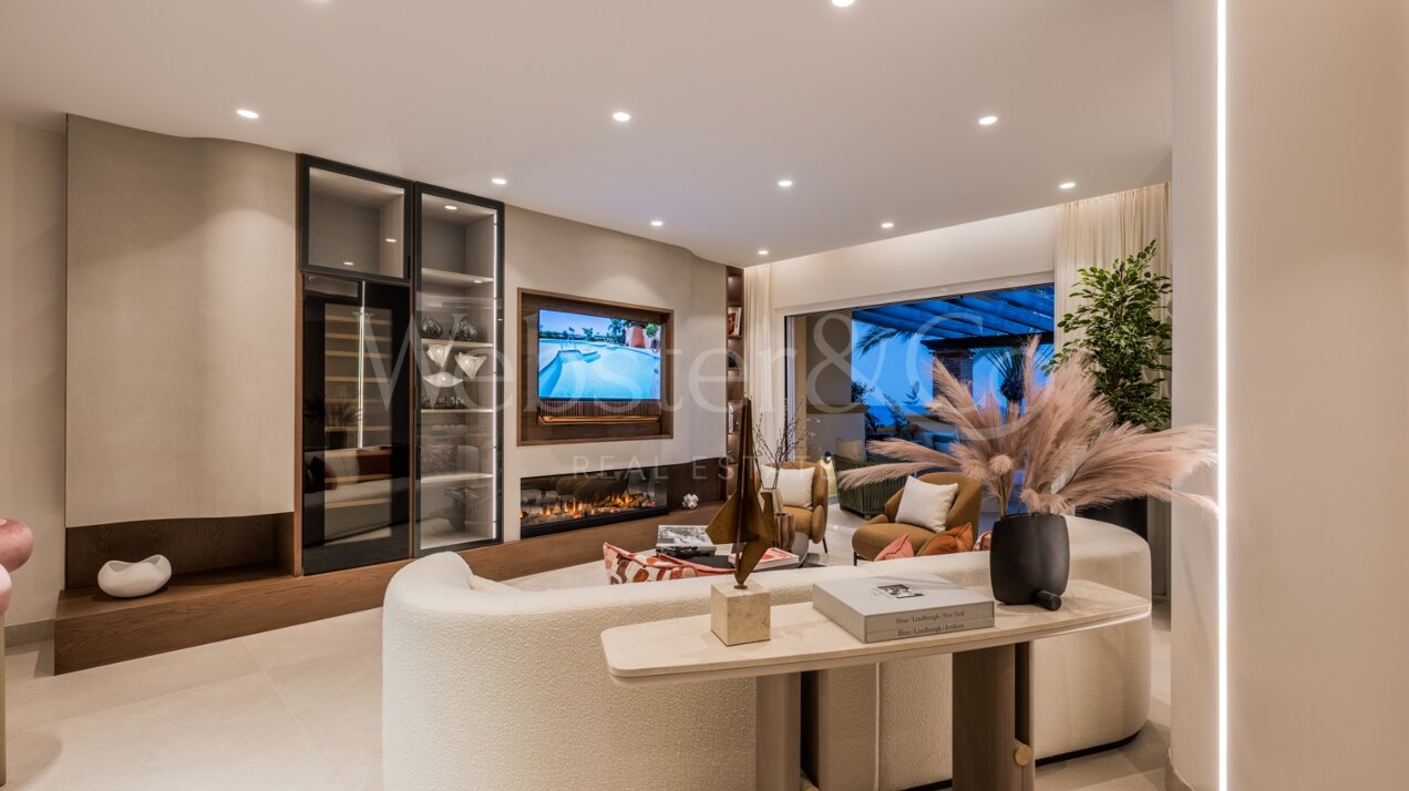 Contemporary beachfront apartment will dazzle