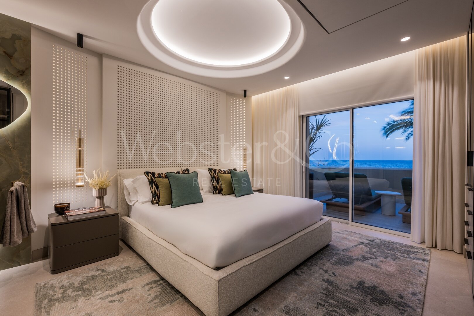 Contemporary beachfront apartment will dazzle