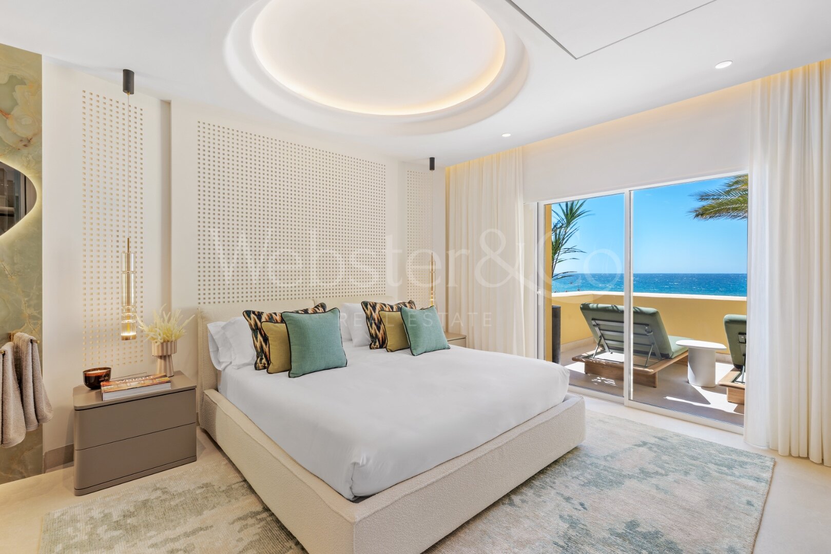 Contemporary beachfront apartment will dazzle