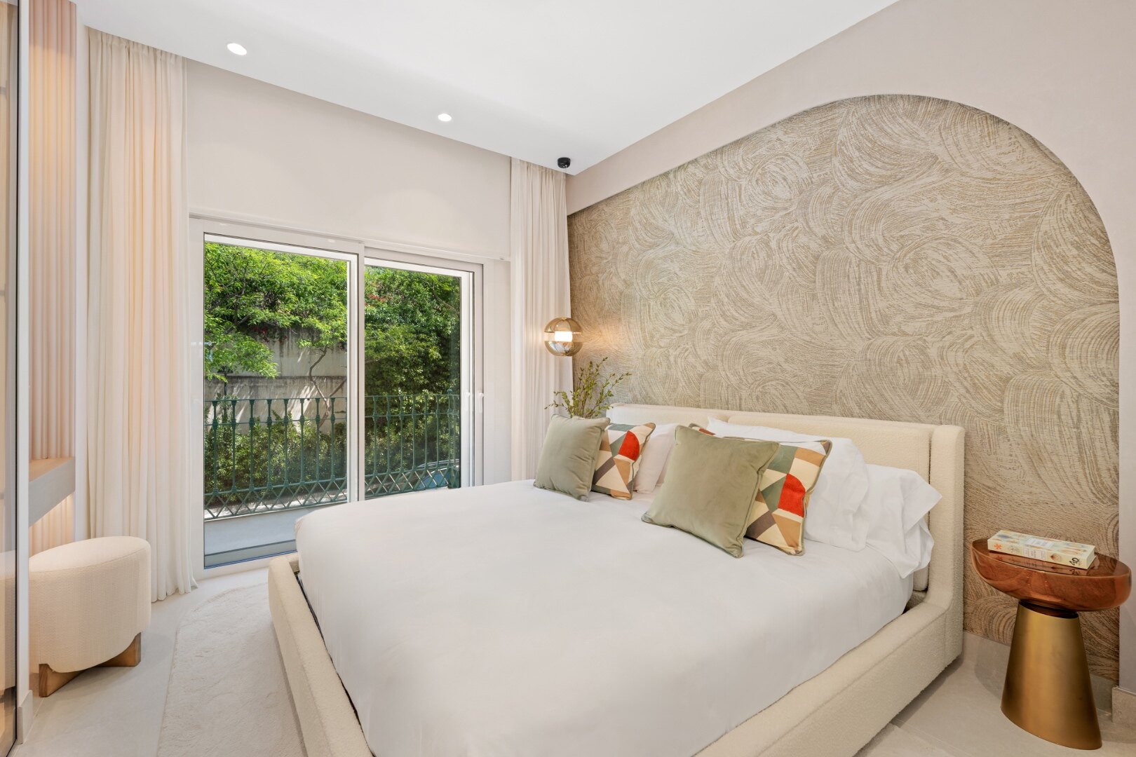 Exquisite beachfront apartment seamlessly blending contemporary design with comfort and luxury