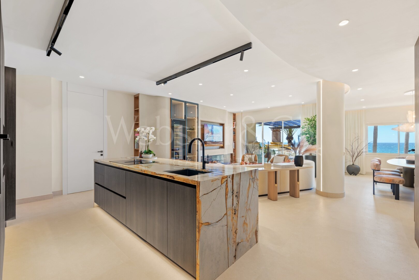 Contemporary beachfront apartment will dazzle