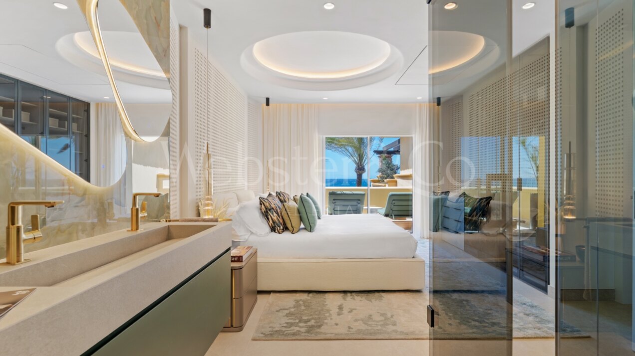 Contemporary beachfront apartment will dazzle