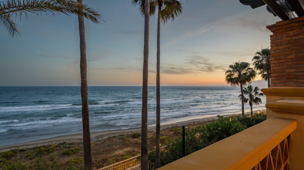 Exquisite beachfront apartment seamlessly blending contemporary design with comfort and luxury