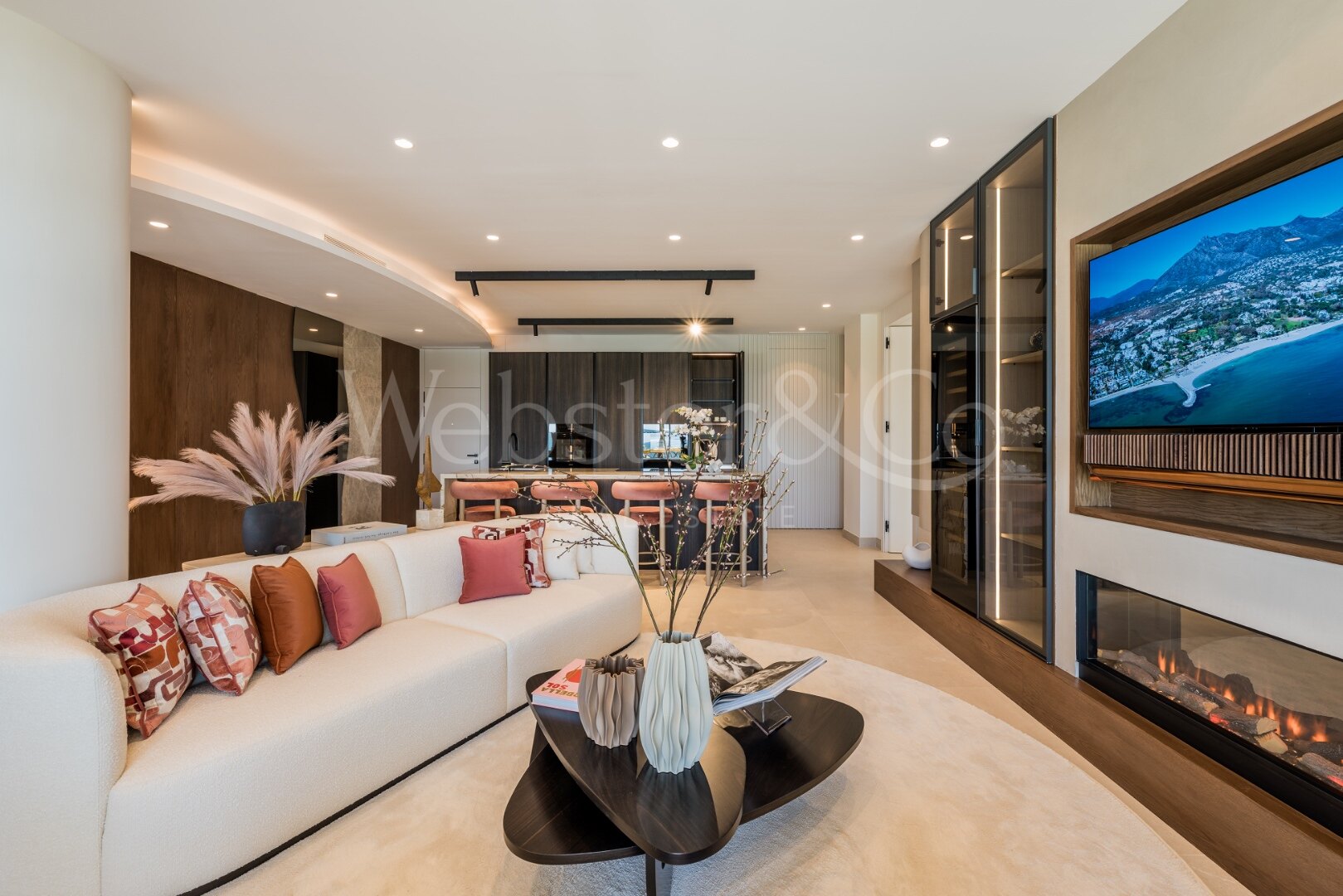 Contemporary beachfront apartment will dazzle