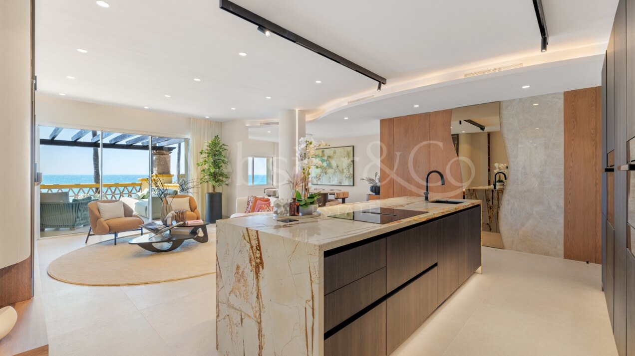 Contemporary beachfront apartment will dazzle