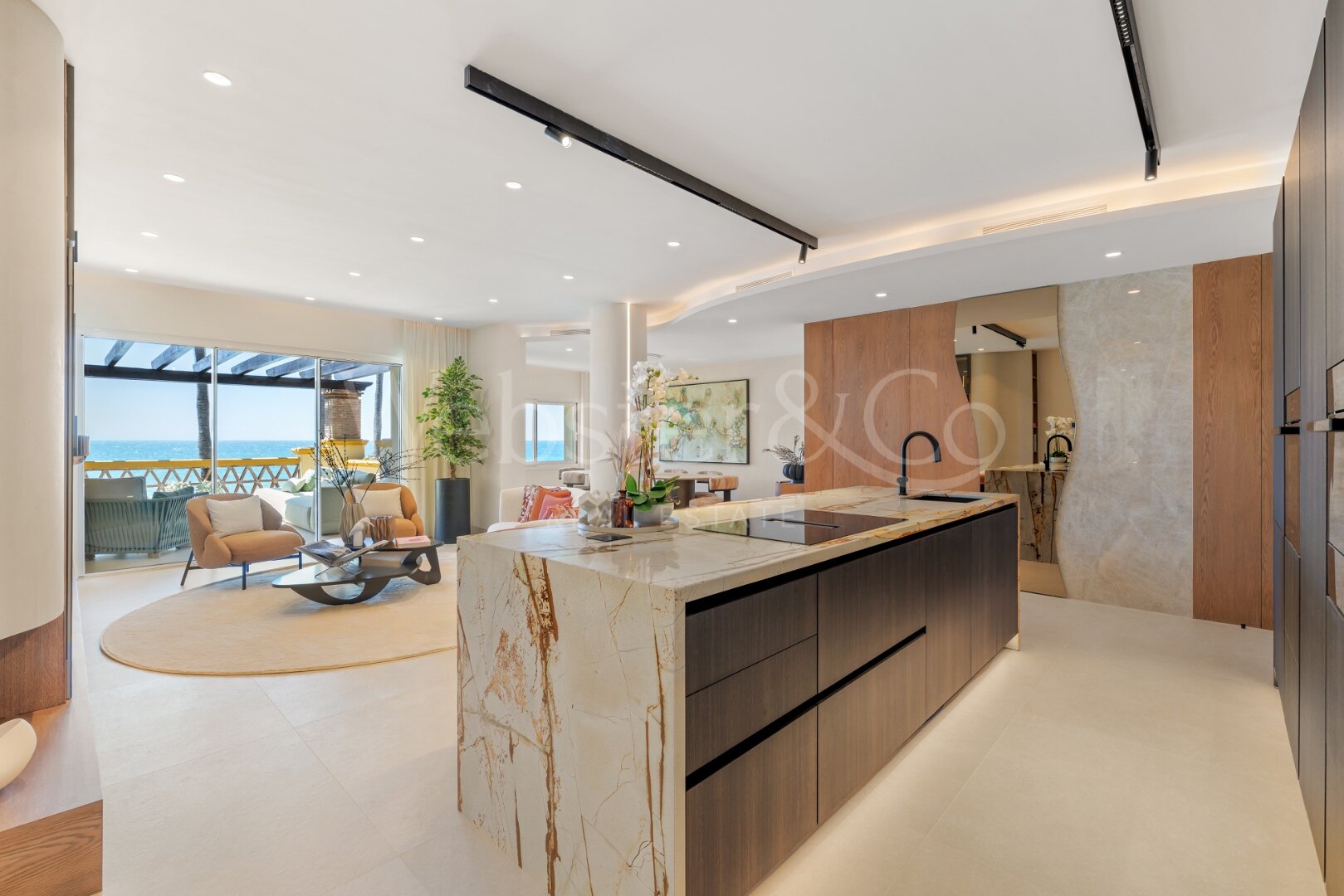 Contemporary beachfront apartment will dazzle