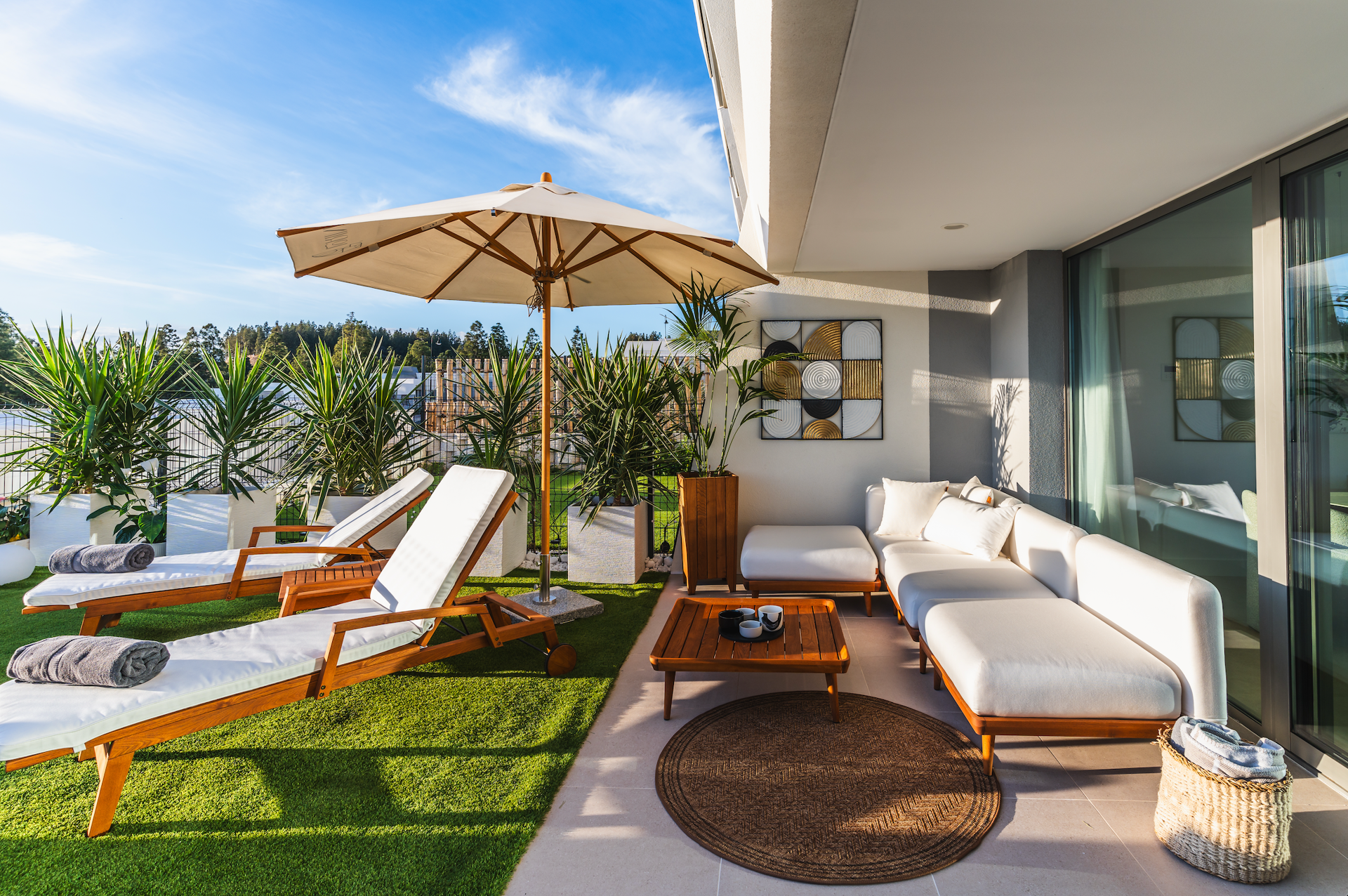 Exclusive turnkey townhouse in Mijas Costa is a masterclass in elegance and tranquility