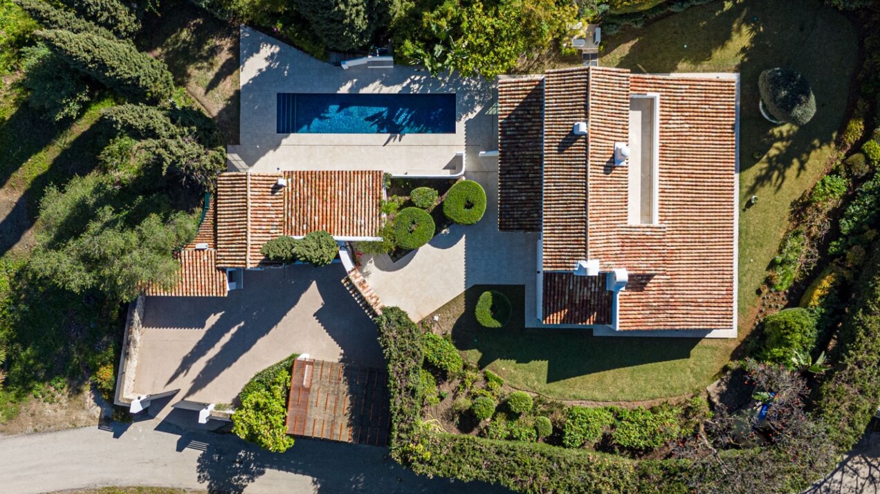 This exquisite, turnkey villa is a hidden gem that seamlessly blends modernity with ultimate comfort