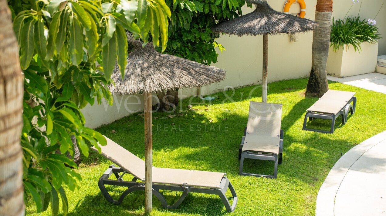 Apartment Selwo - Elegant & Modern in Estepona