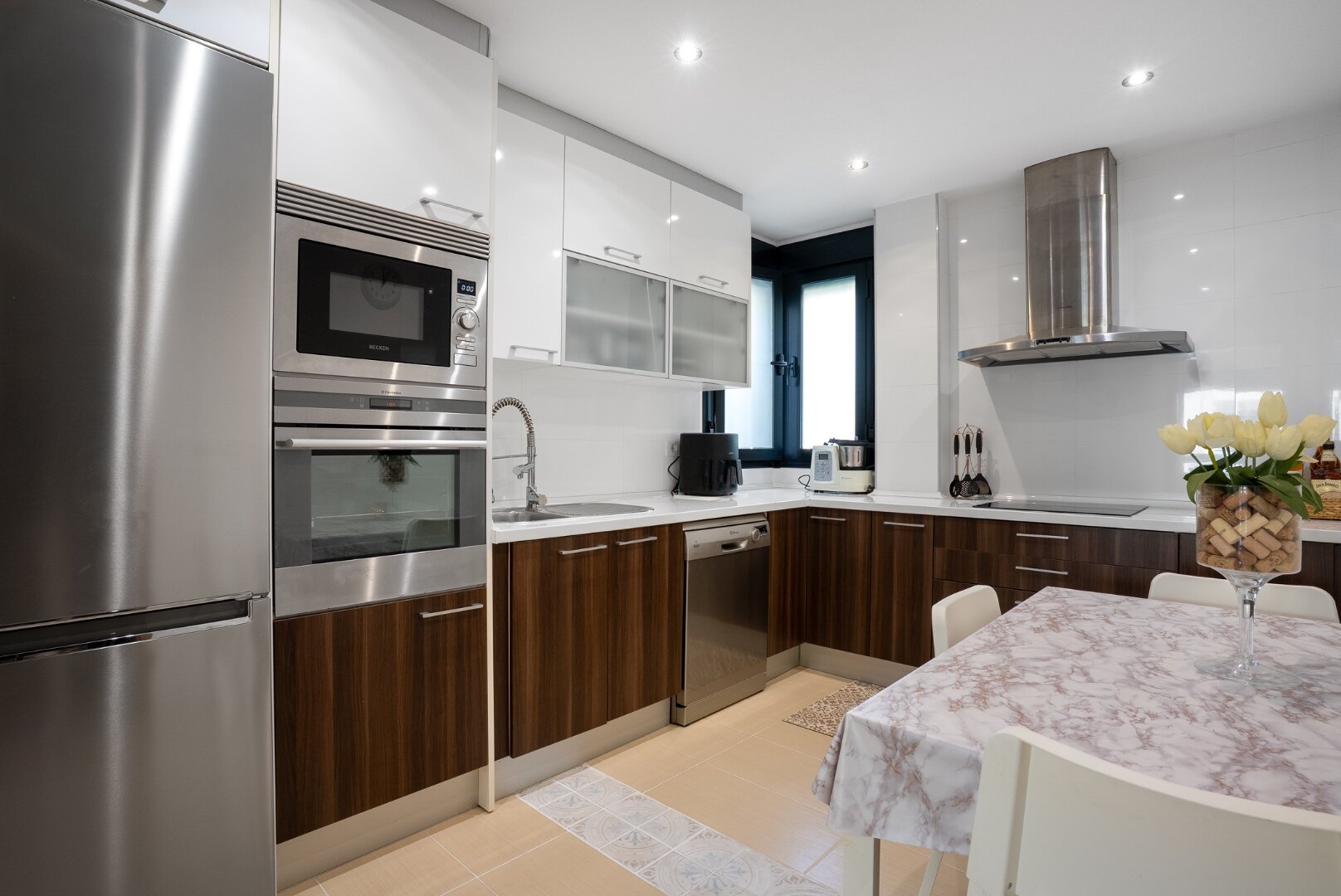 Elegant and refined apartment beautifully harmonises elegant interiors with stunning natural surroundings