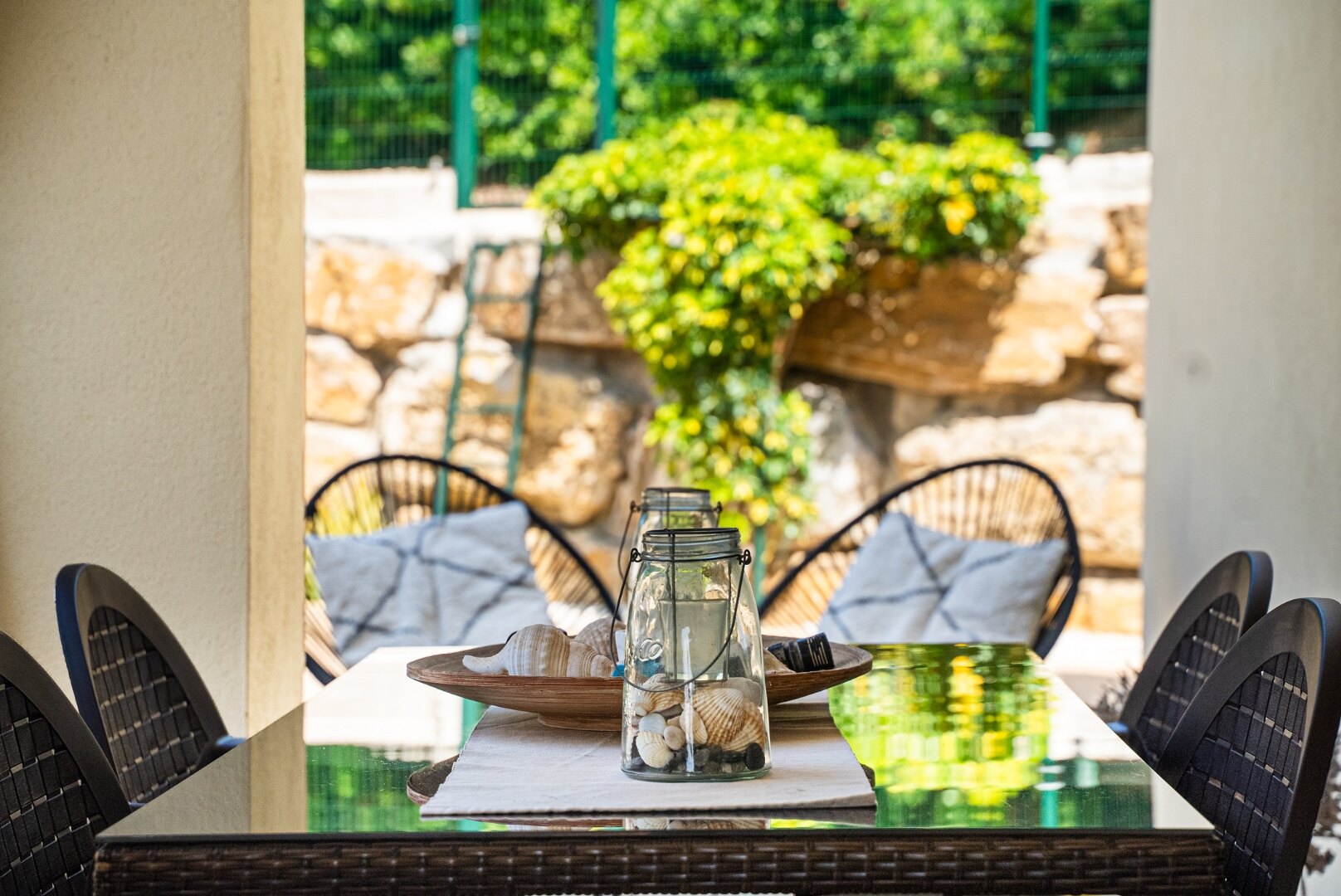 Elegant and refined apartment beautifully harmonises elegant interiors with stunning natural surroundings