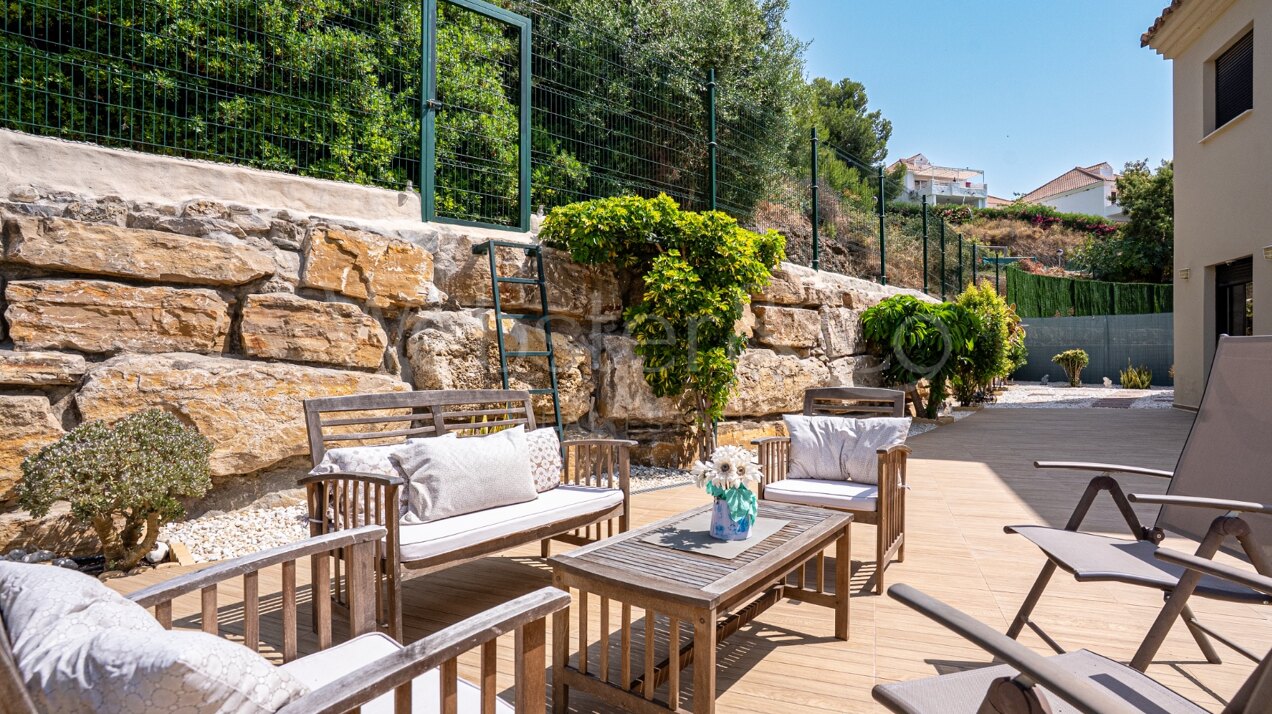 Apartment Selwo - Elegant & Modern in Estepona