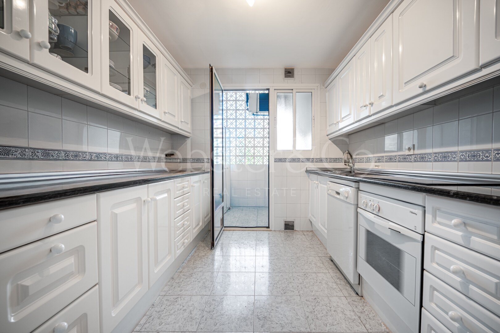 El Dorado II - Apartment in Nueva Andalucia