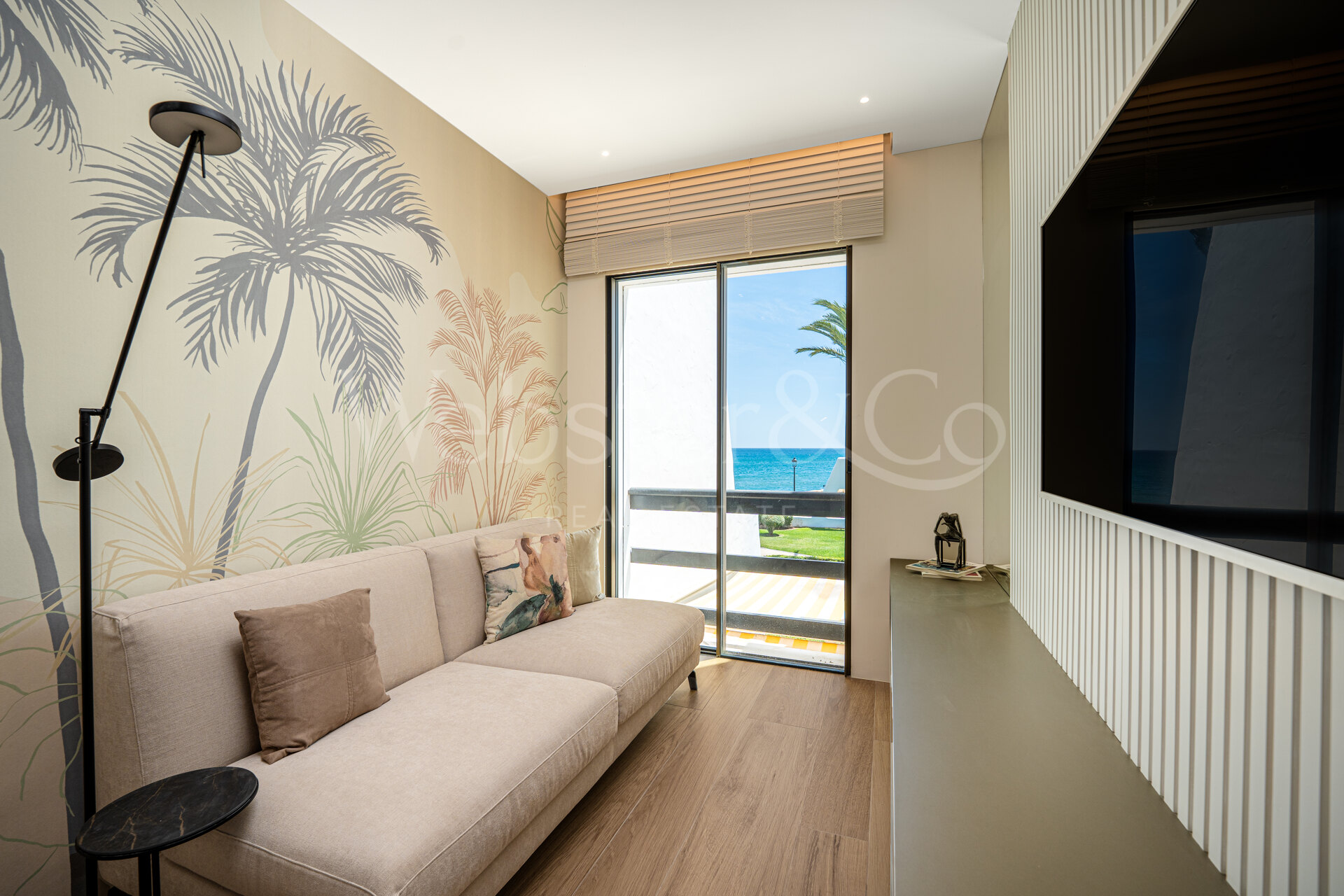 Casa Oceana - Beachfront on The Golden Mile