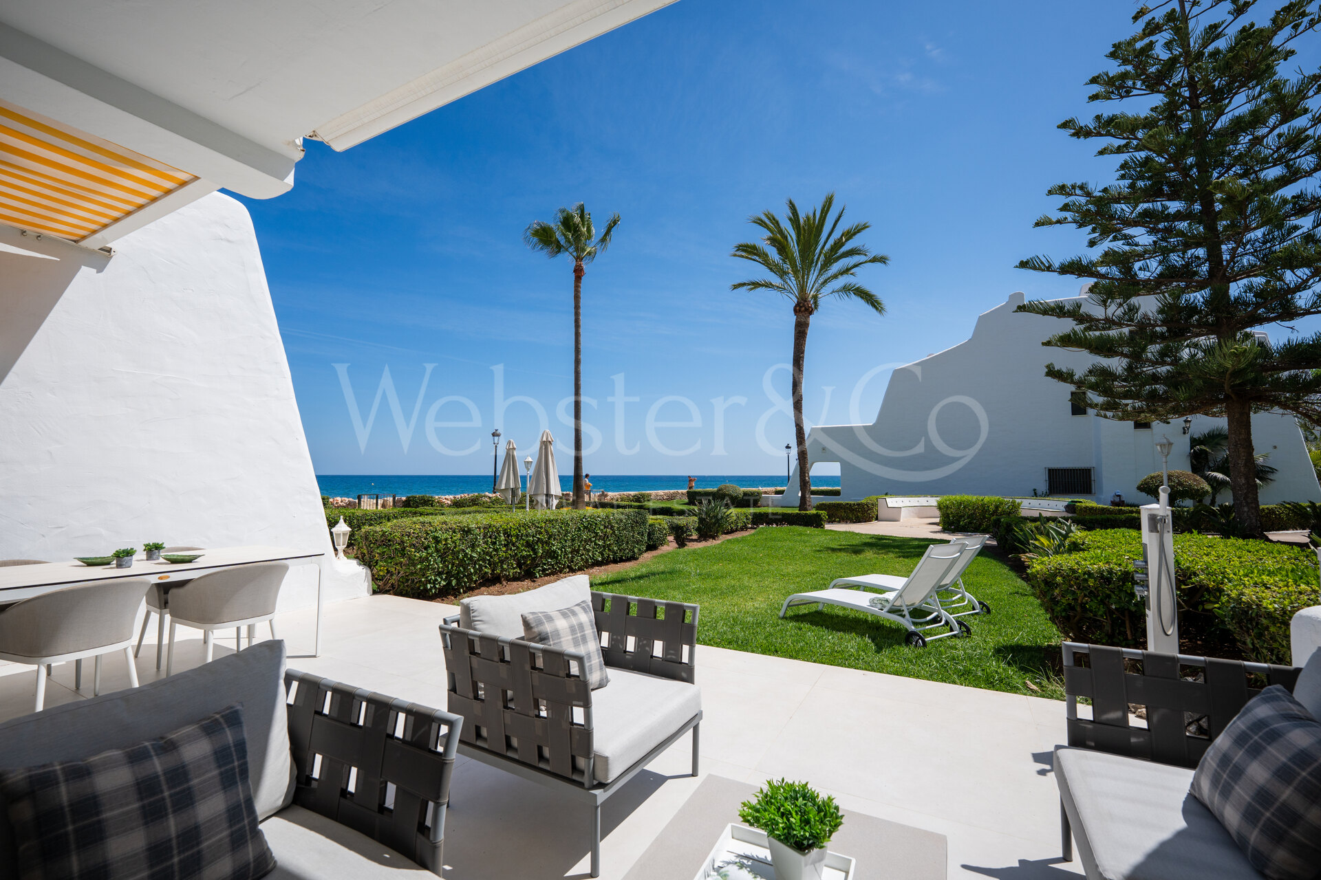 Casa Oceana - Beachfront on The Golden Mile