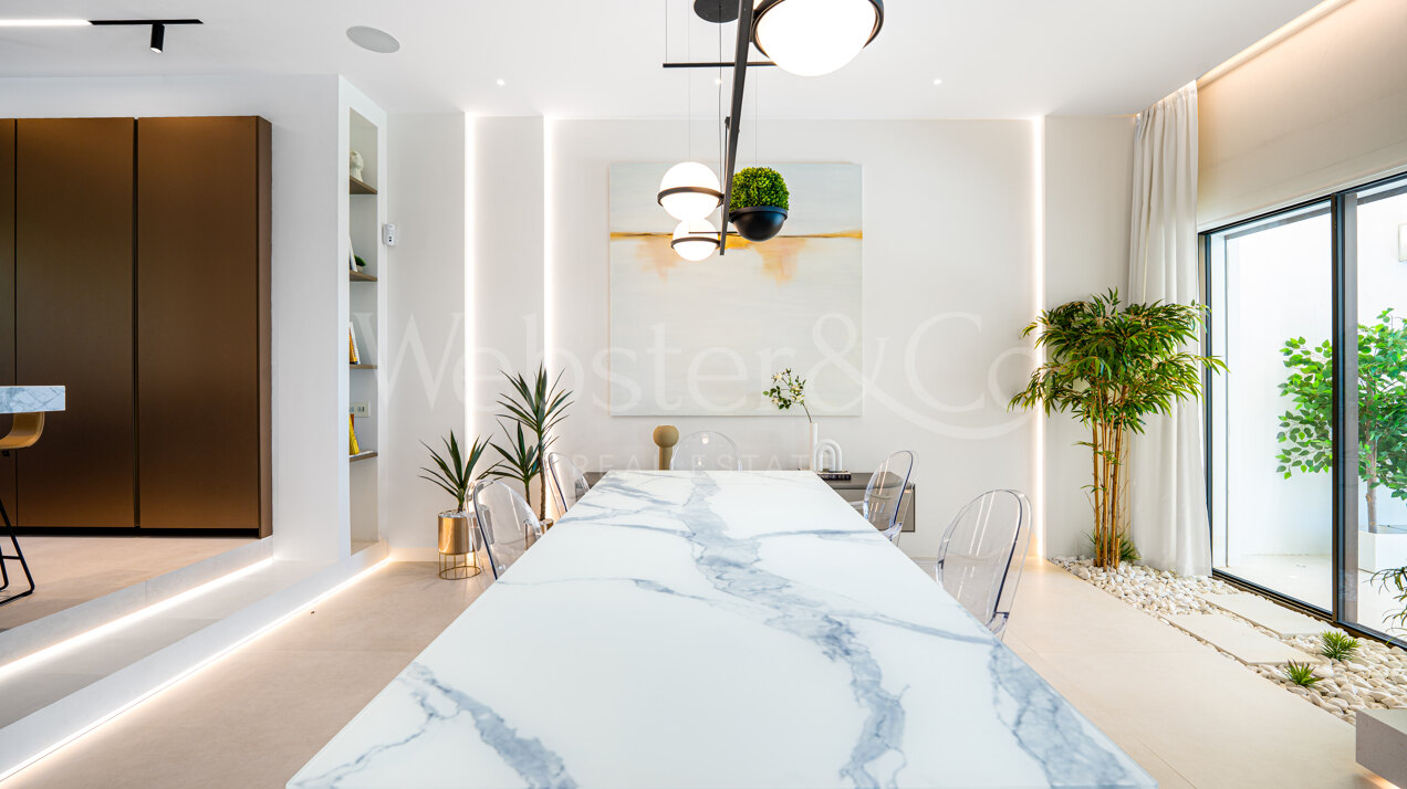 Casa Oceana - Beachfront on The Golden Mile