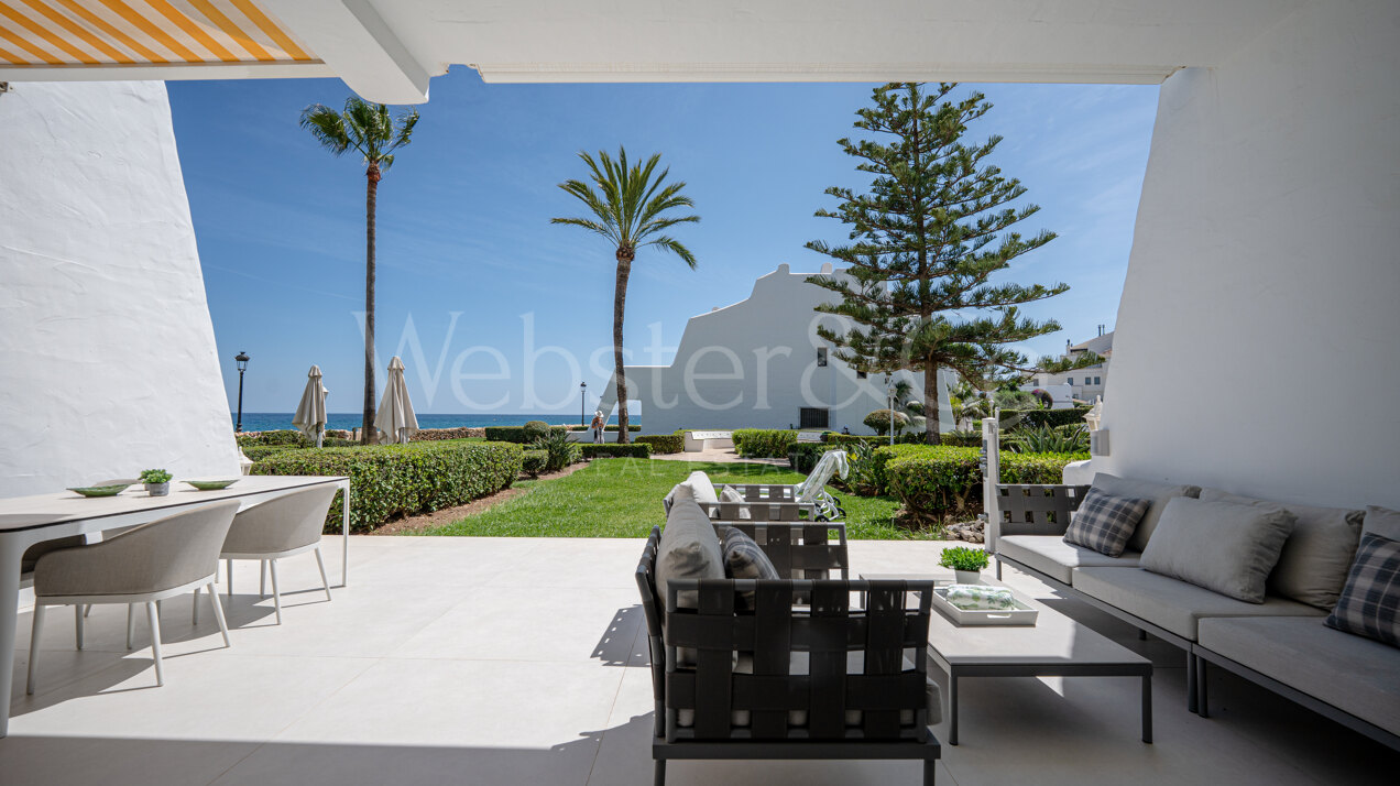 Casa Oceana - Beachfront on The Golden Mile