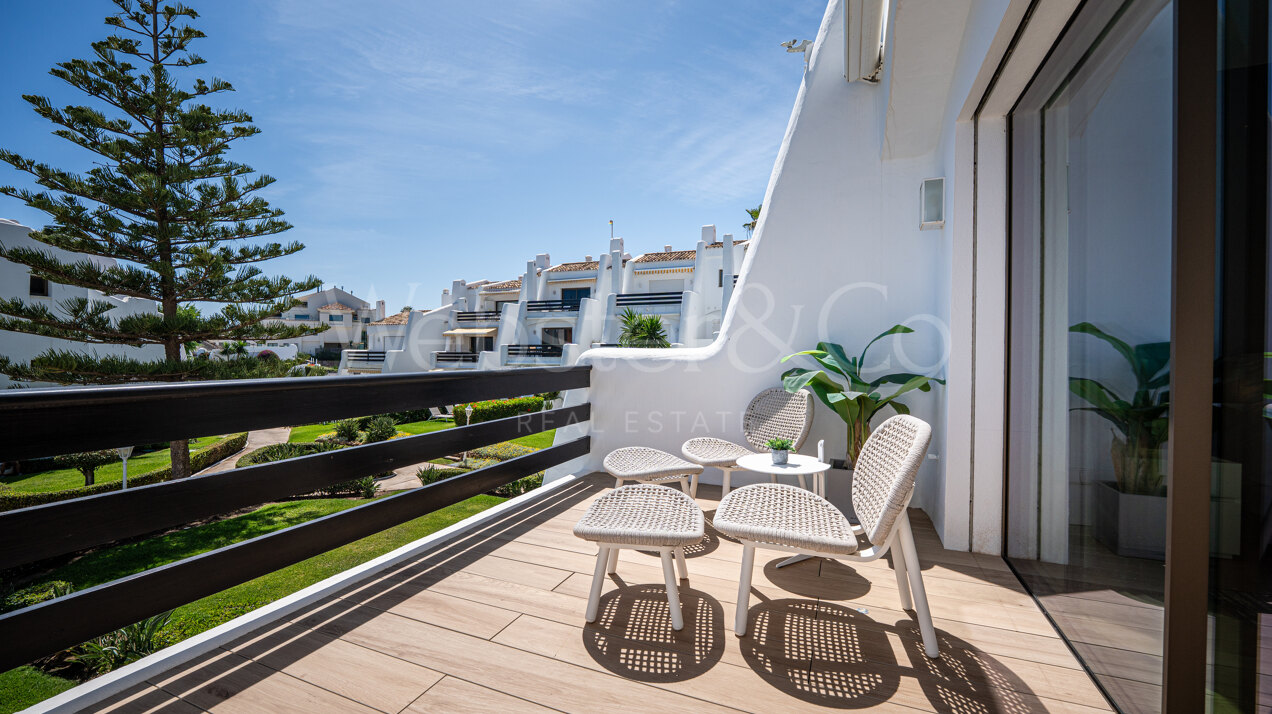 Casa Oceana - Beachfront on The Golden Mile