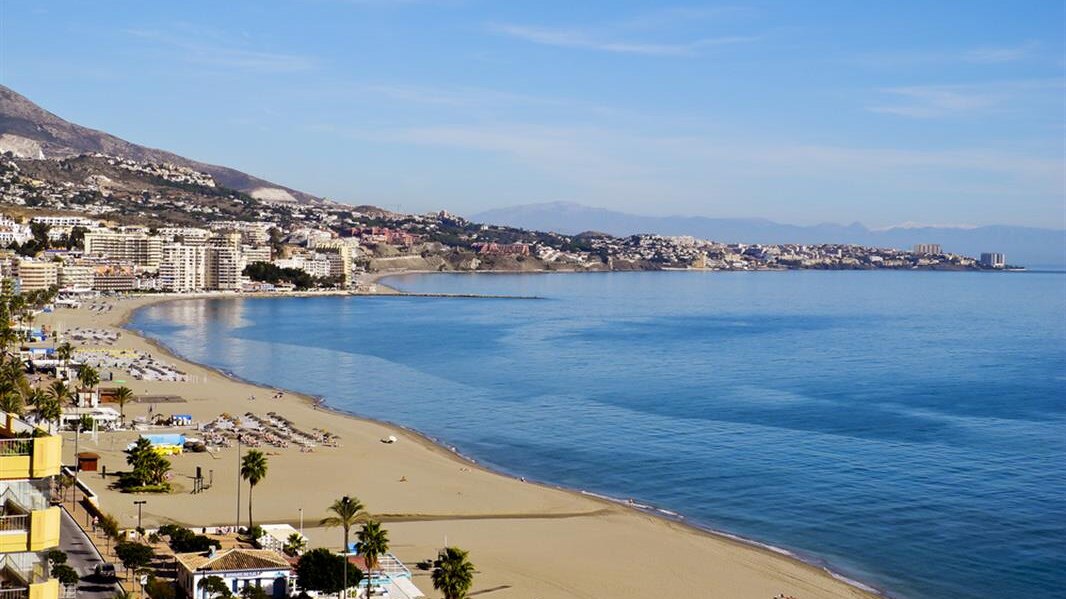 Quaint sea side apartment in the heart of Fuengirola seamlessly blends culture and comfort