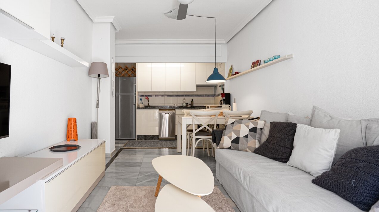 Quaint sea side apartment in the heart of Fuengirola seamlessly blends culture and comfort