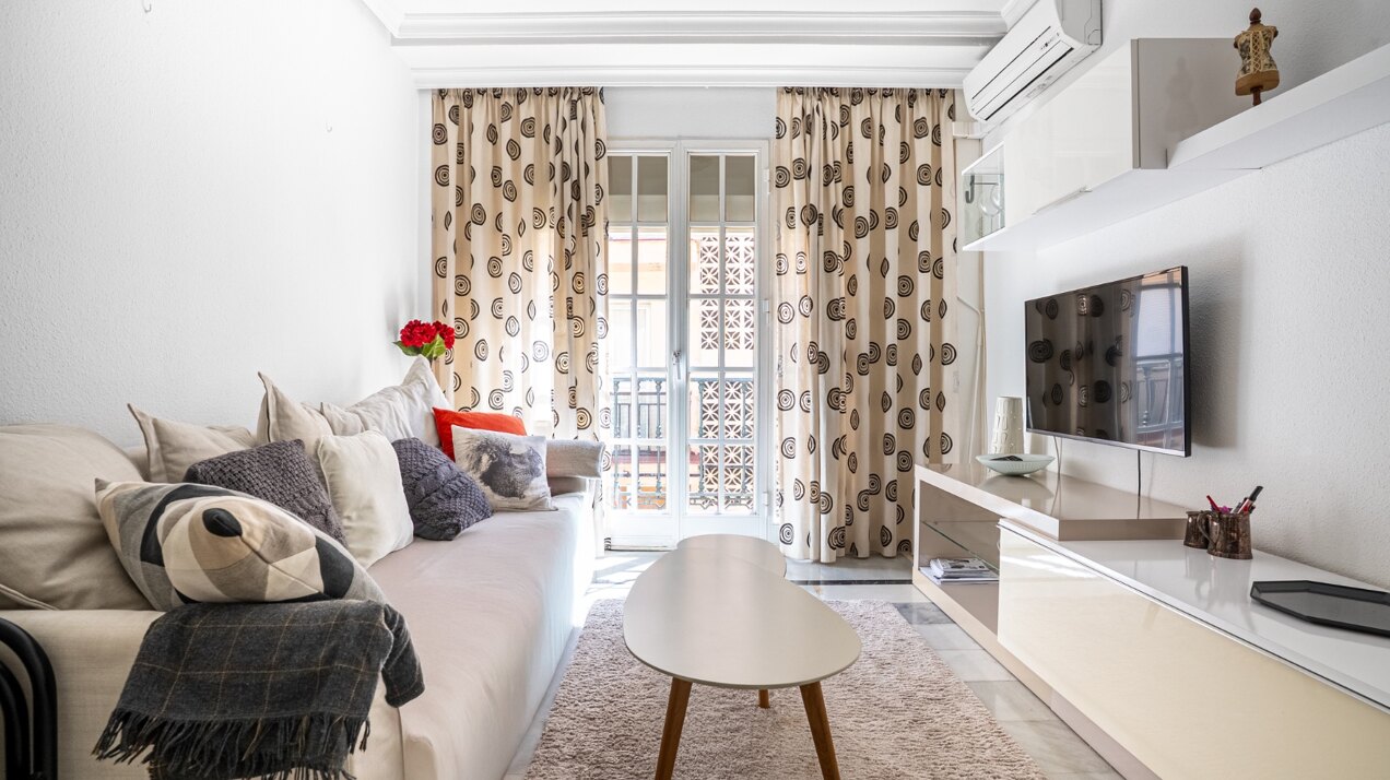 Quaint sea side apartment in the heart of Fuengirola seamlessly blends culture and comfort