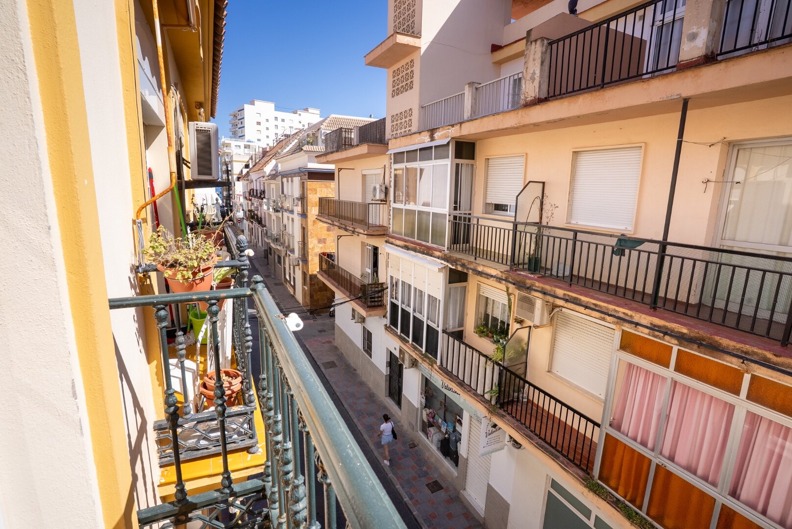 Quaint sea side apartment in the heart of Fuengirola seamlessly blends culture and comfort