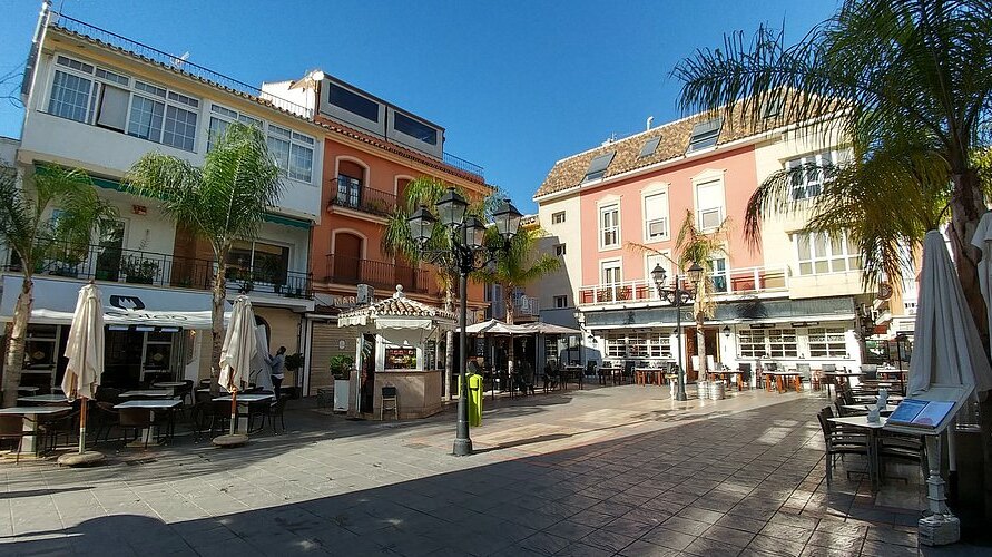 Quaint sea side apartment in the heart of Fuengirola seamlessly blends culture and comfort