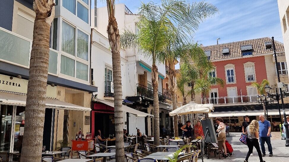 Quaint sea side apartment in the heart of Fuengirola seamlessly blends culture and comfort