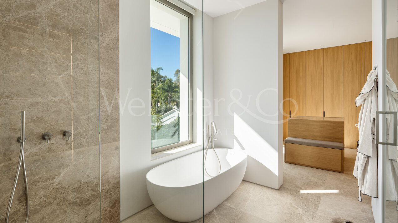 Villa Olivia - Mediterranean elegance & Balinese style