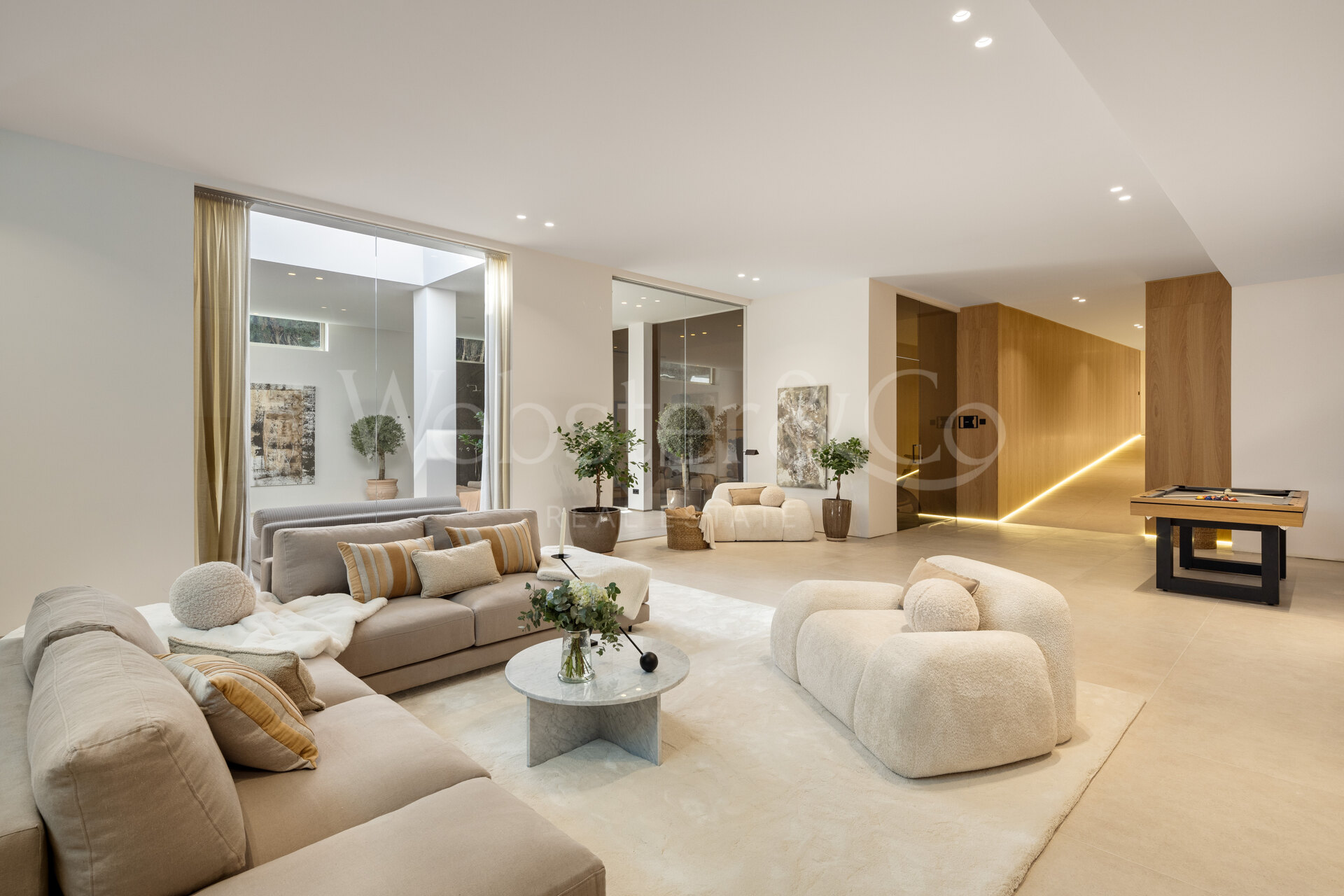 A blend of Mediterranean elegance & Balinese style