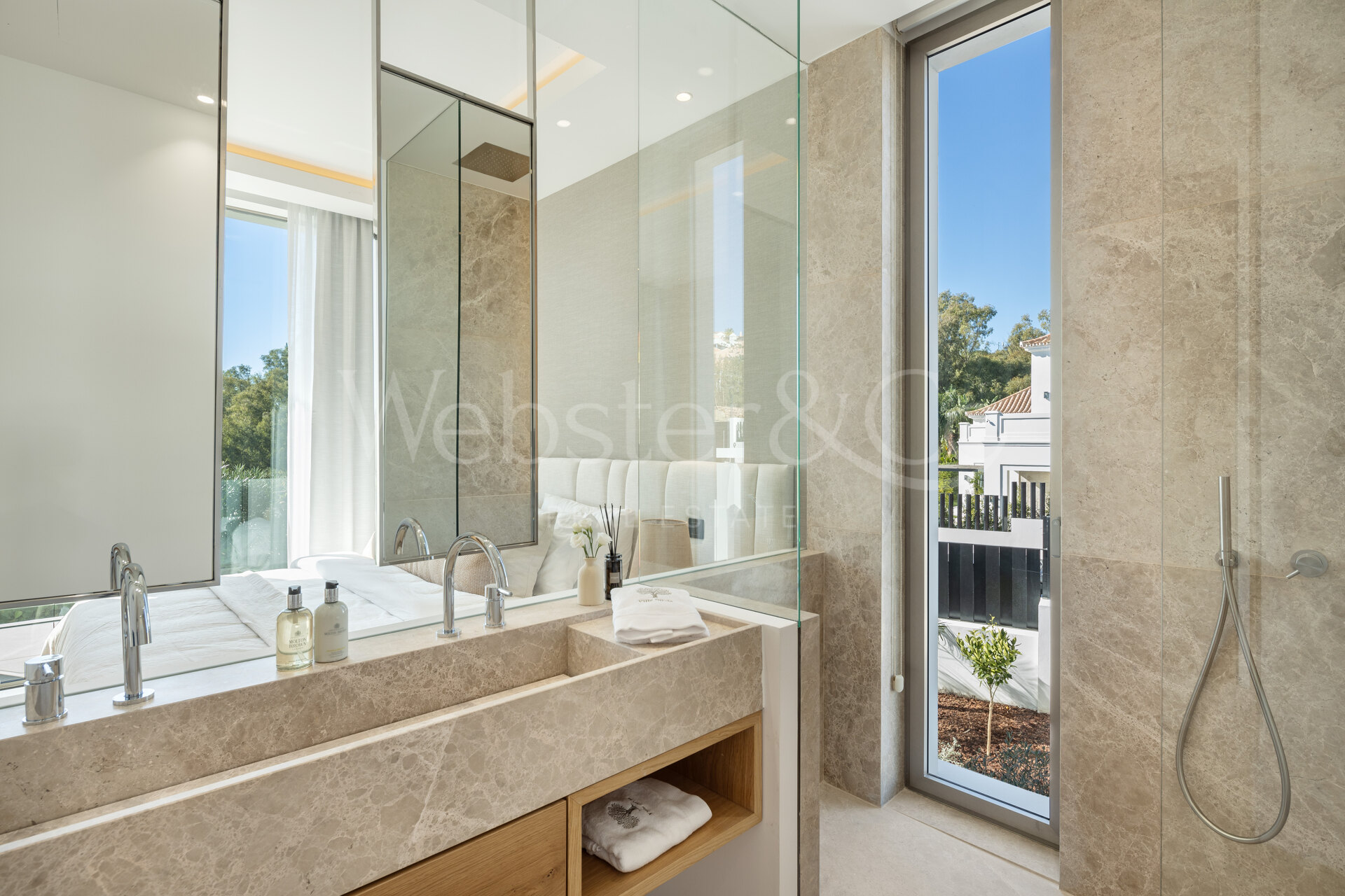 A blend of Mediterranean elegance & Balinese style