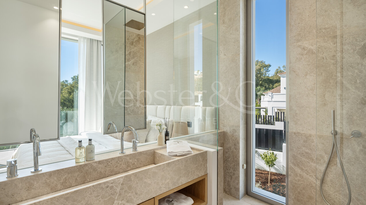 Villa Olivia - Mediterranean elegance & Balinese style