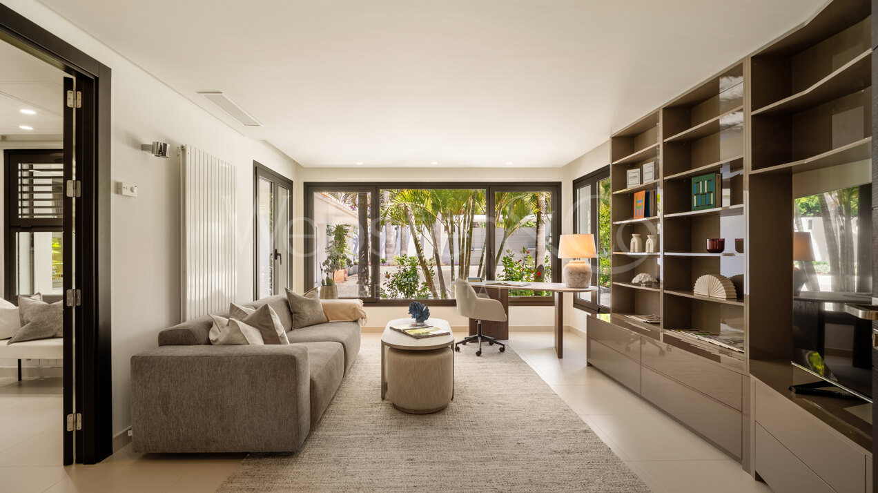 Fantastic single-level villa displays timeless charm