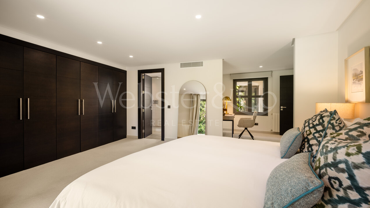 Fantastic single-level villa displays timeless charm